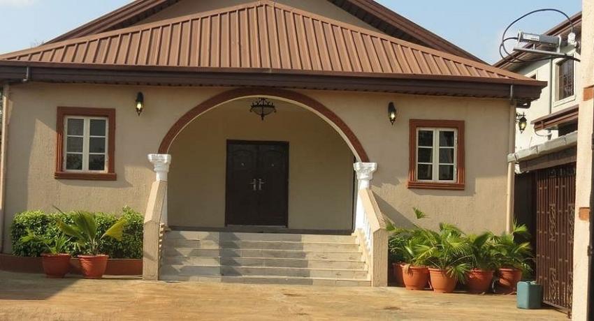 OYEWALE HALL
